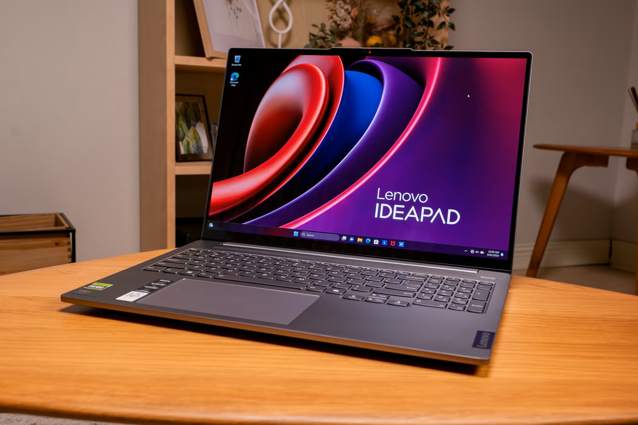 Laptop Lenovo IdeaPad Pro 5 dùng cho developer