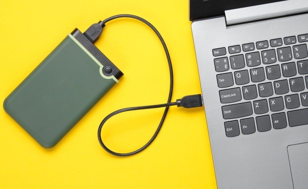 ổ cứng gắn vào laptop để chuyển dữ liệu