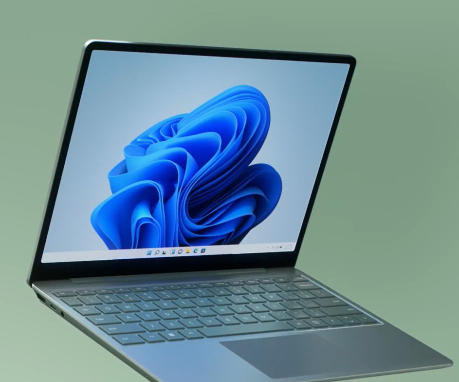 review surface laptop go hiển thị màn hình sắc nét