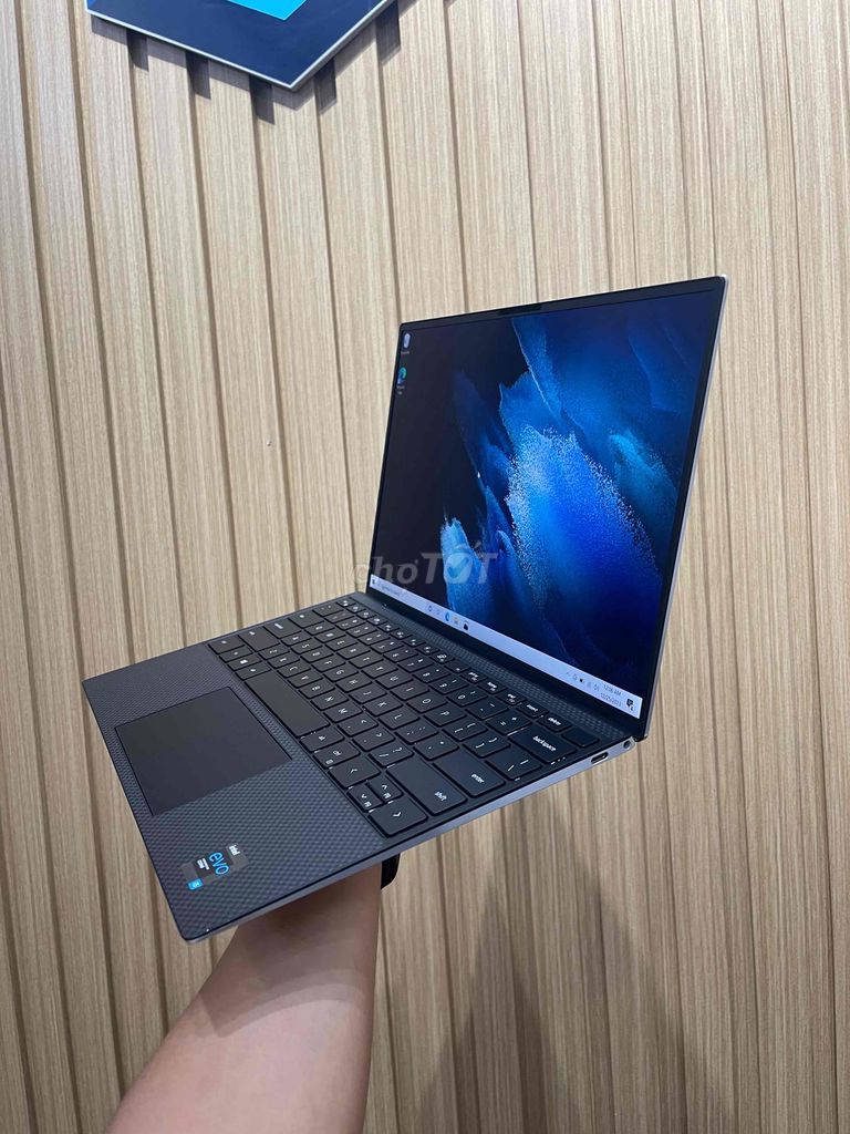 Dell XPS 9310 Dell XPS 9310