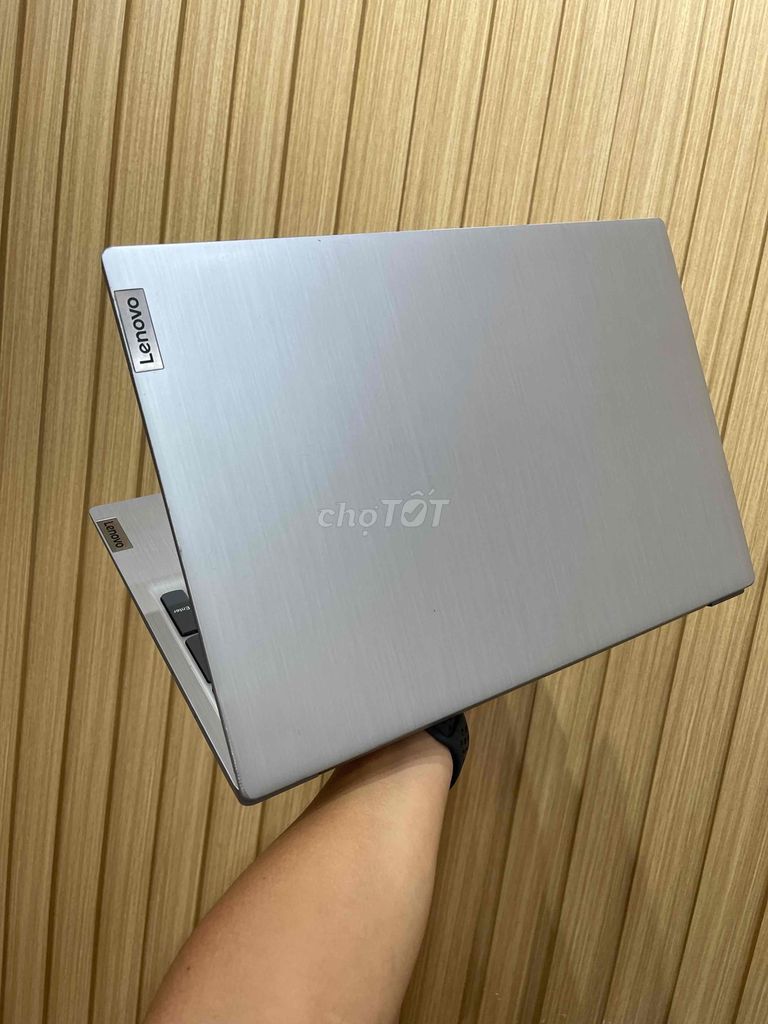 Lenovo IdeaPad 3 15ADA (2021)