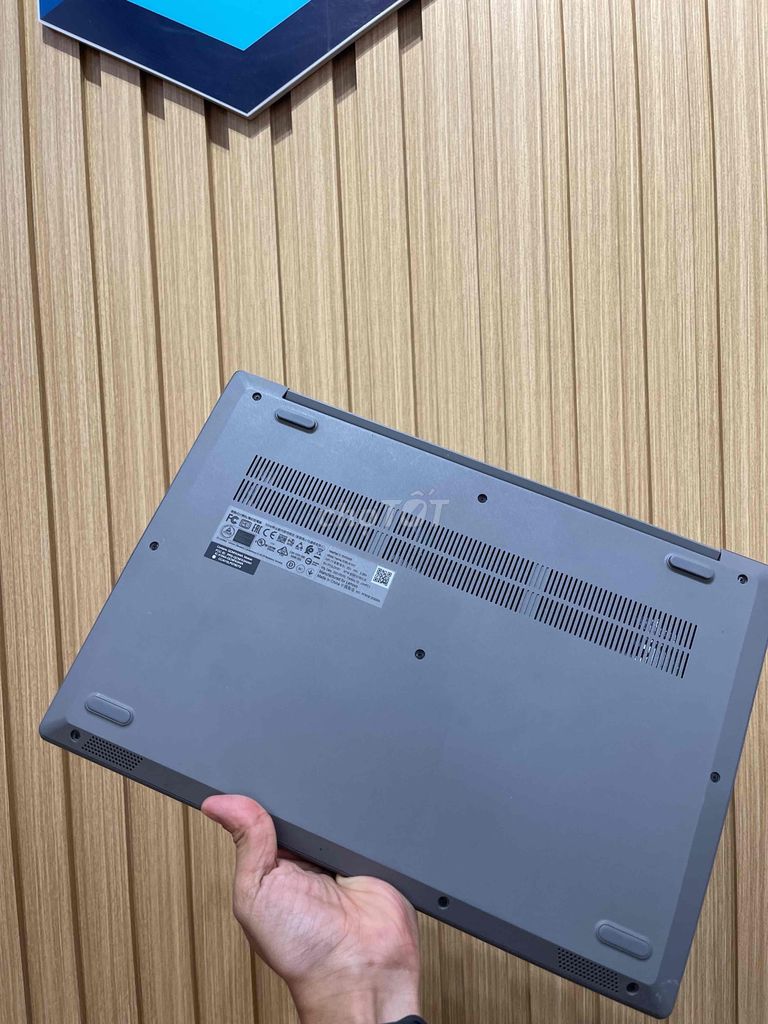 Lenovo IdeaPad 3 15ADA (2021)