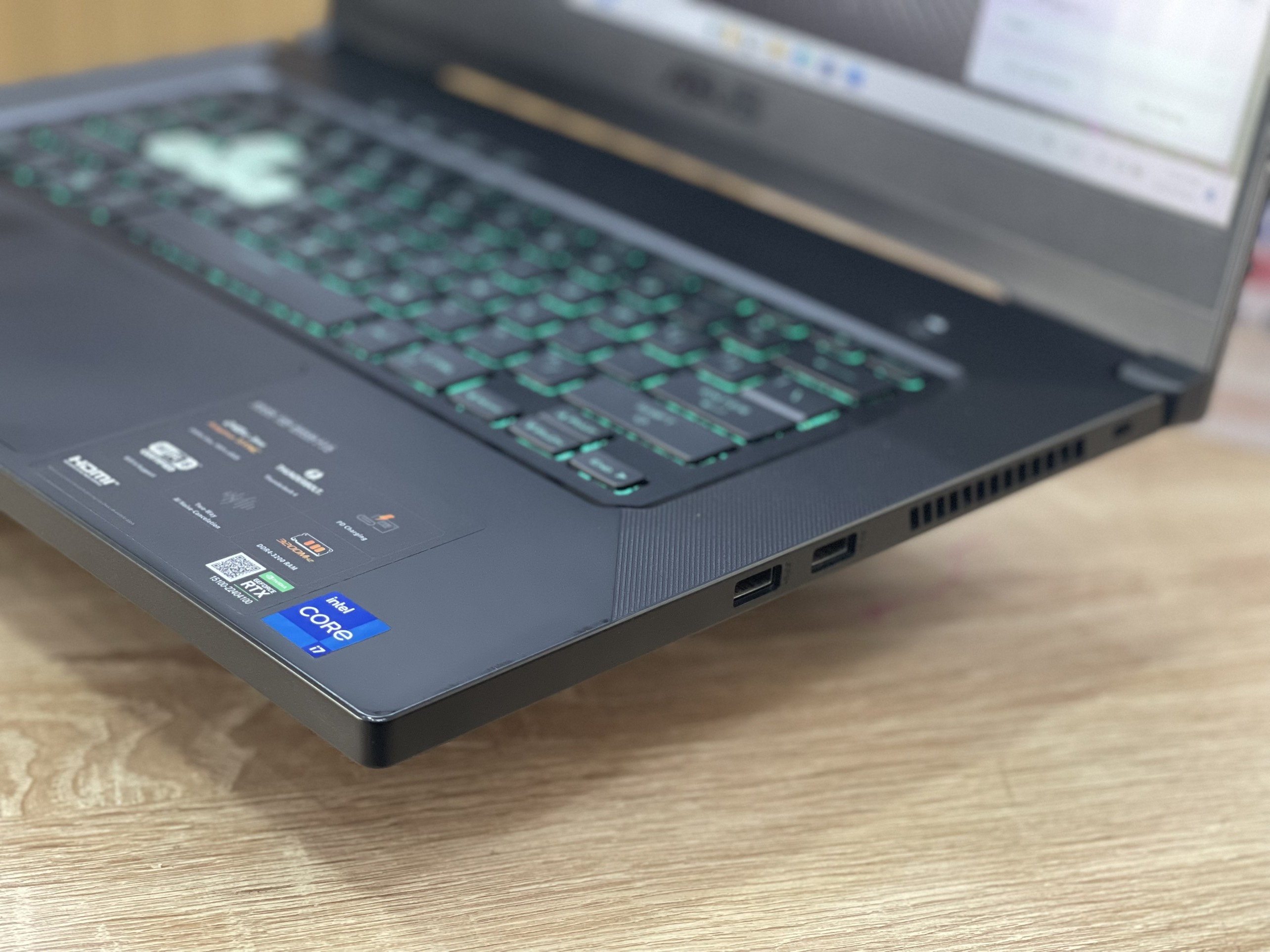 ASUS TUF DASH F15 FX516PR / I7 11370H / 16GB / 1TB / RTX 3070 / FHD 240HZ