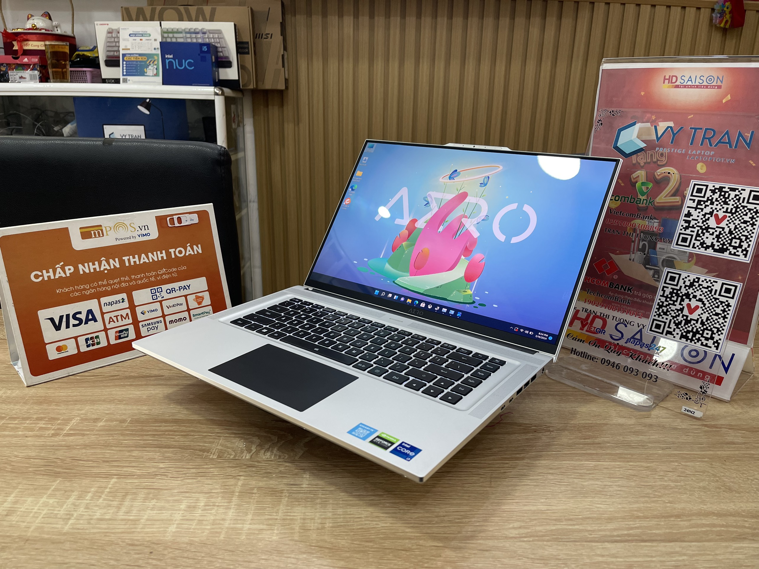 GIGABYTE AERO 16 XE5, RTX 3070Ti, i7 Gen 12