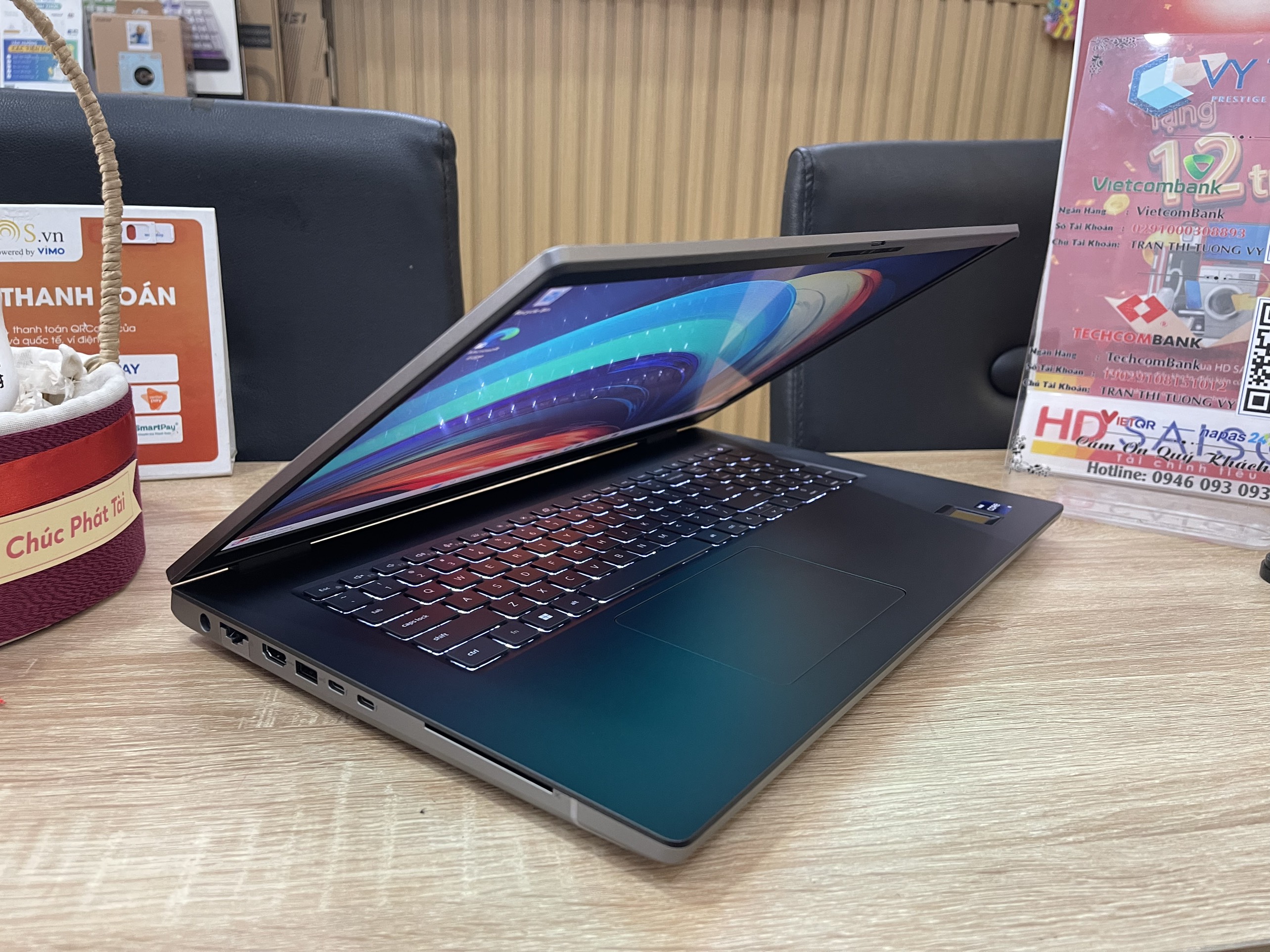 DELL PRECISION 7780 i9 13950HX / 32GB / 1TB / 17.3 UHD 4K 120HZ / RTX 2000 ADA DELL PRECISION 7780 i9 13950HX / 32GB / 1TB / 17.3 UHD 4K 120HZ / RTX 2000 ADA