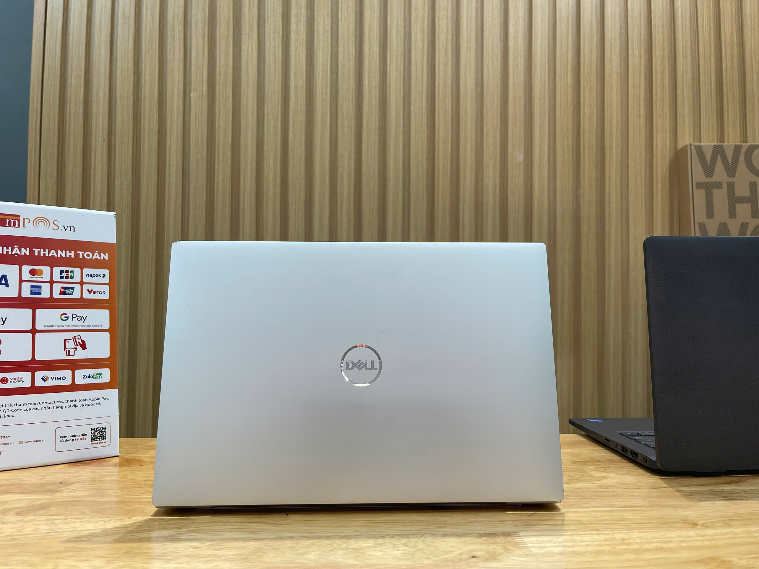 Laptop DELL XPS 13 9300 i5 