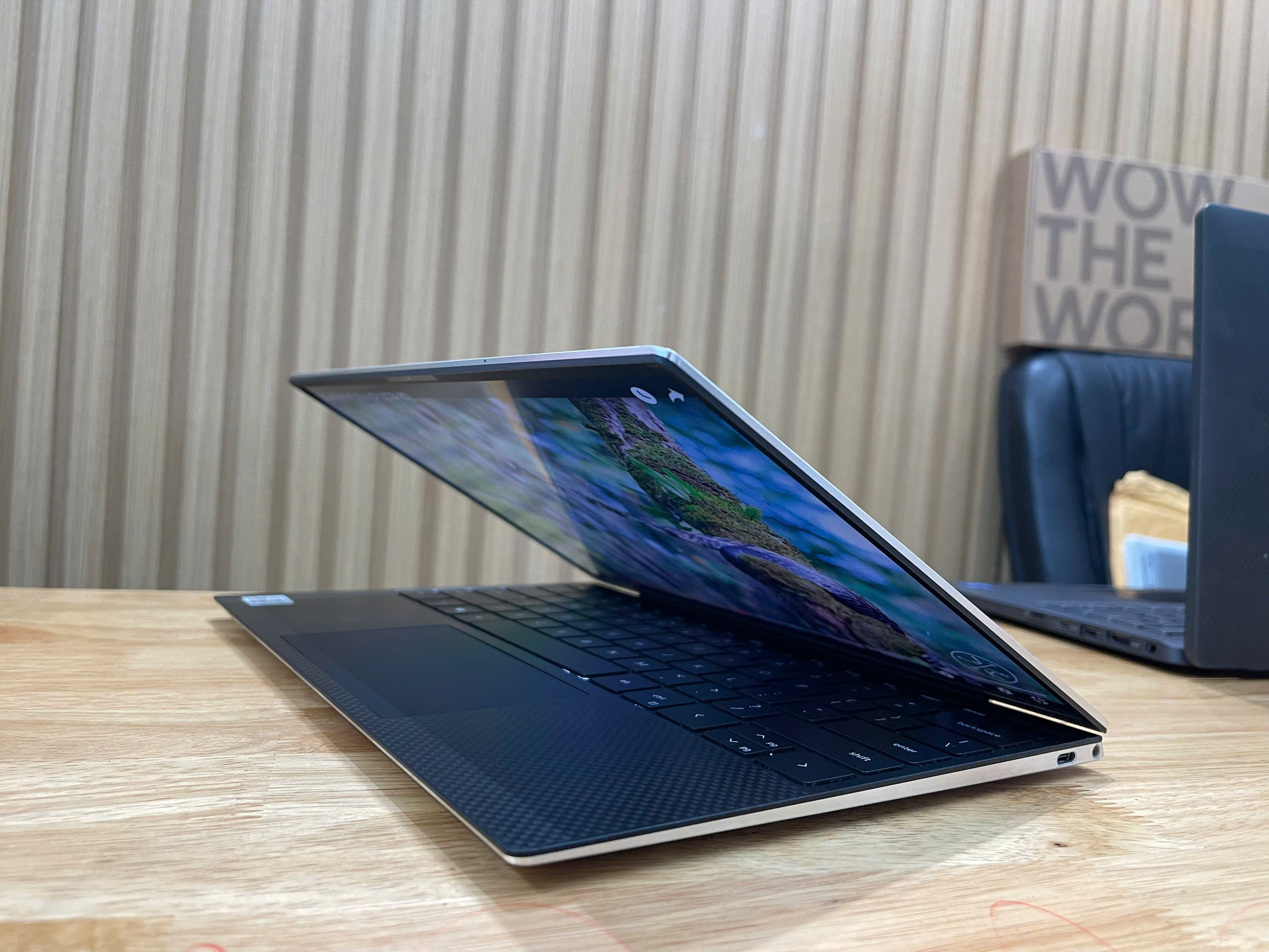 Laptop DELL XPS 13 9300 i5 